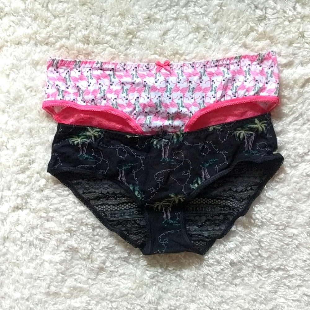 NWT Victoria's Secret Beach Holiday Hipsters